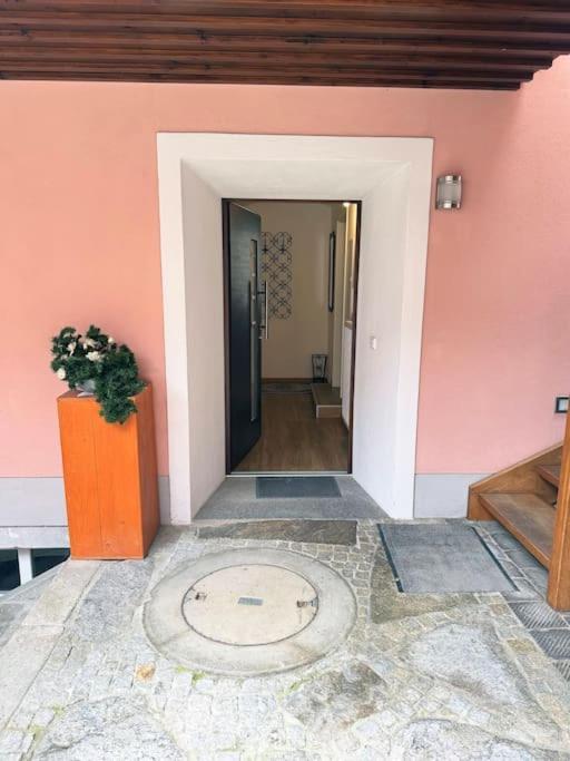Terrassenwohnung Mit Donaublick Appartement